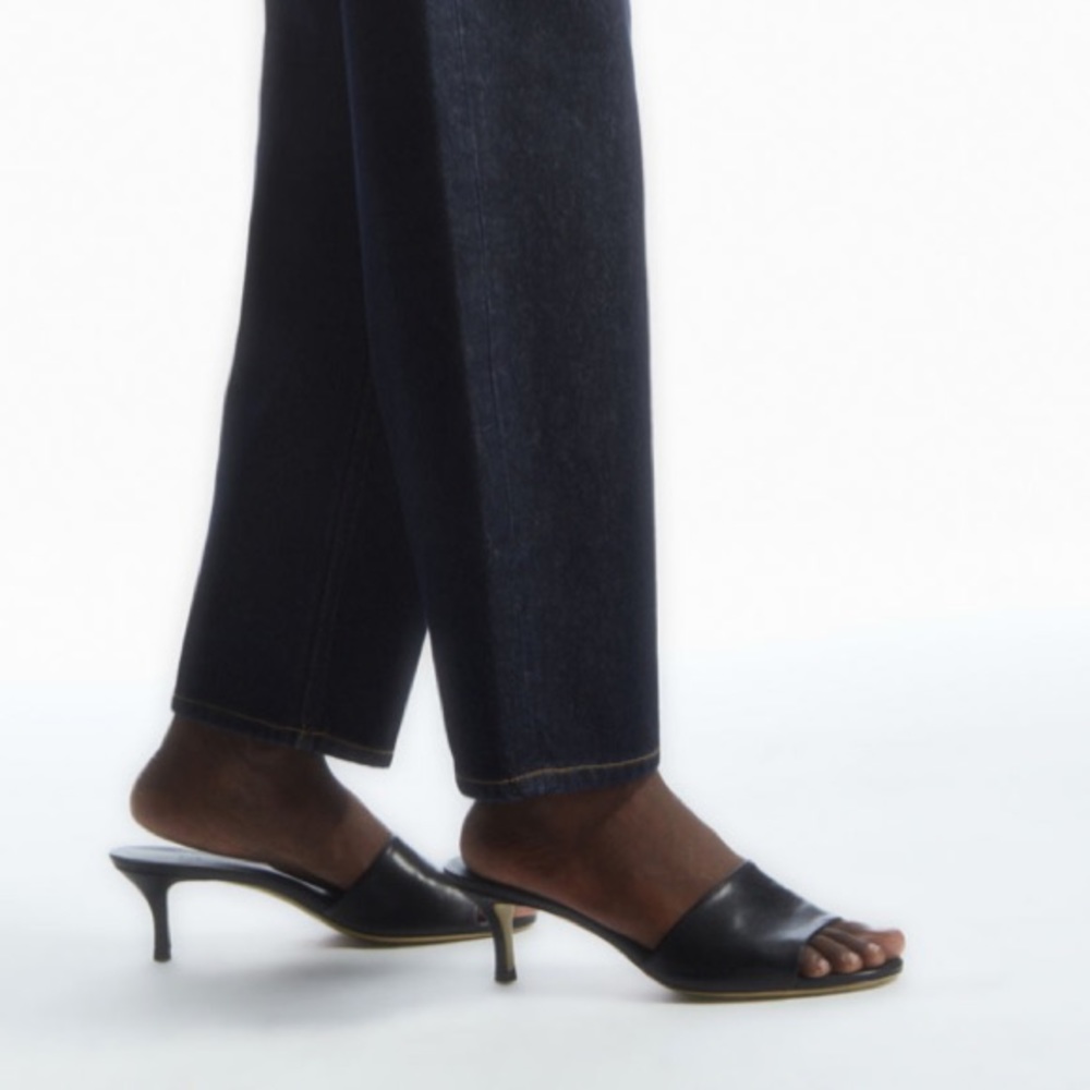 New in box COS black leather mules size 38 but run a bit large (7.5-8)